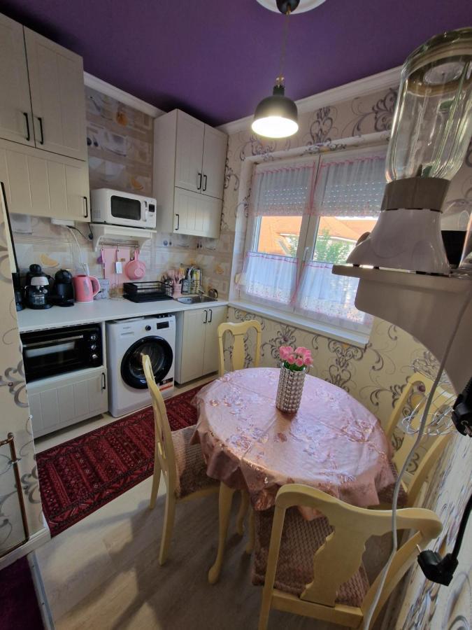 Kleopatra Apartman Hajduszoboszlo Luaran gambar
